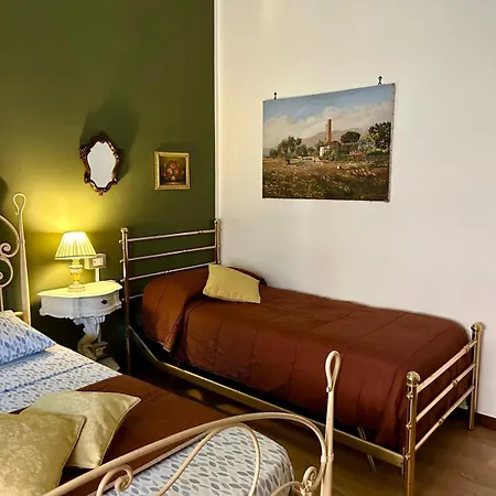 Πανσιόν Leon 3*